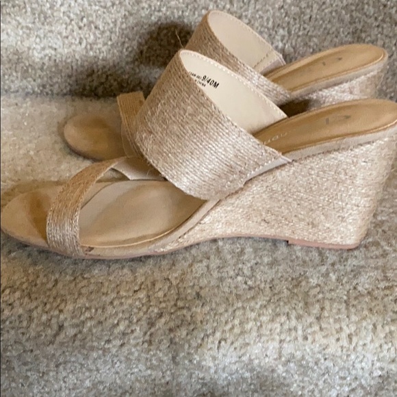 CL by Laundry Five Star Wedge in Natural - Picture 6 of 8